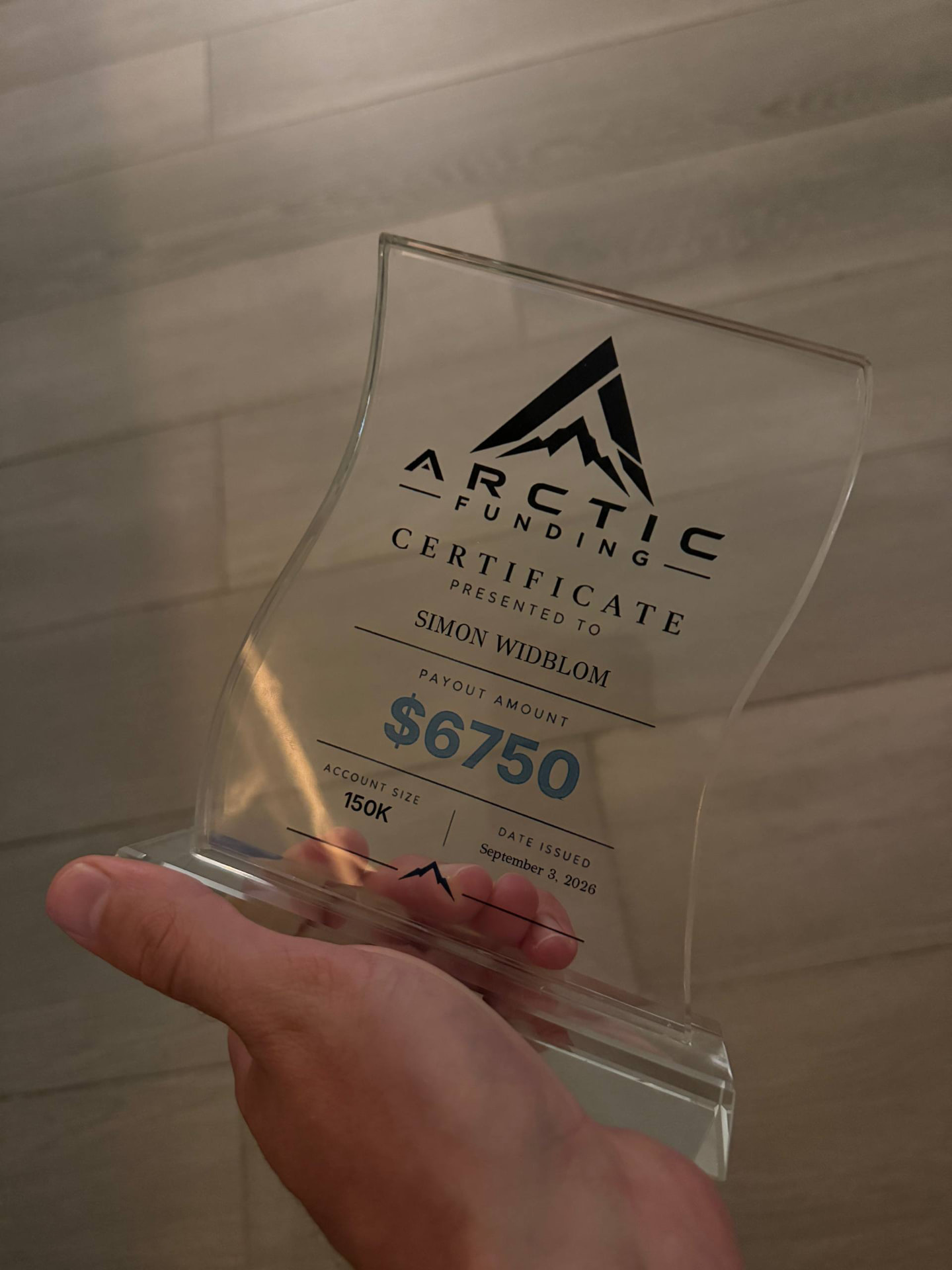 Arctic Funding $6,750 payout certificate presented to Simon Widblom